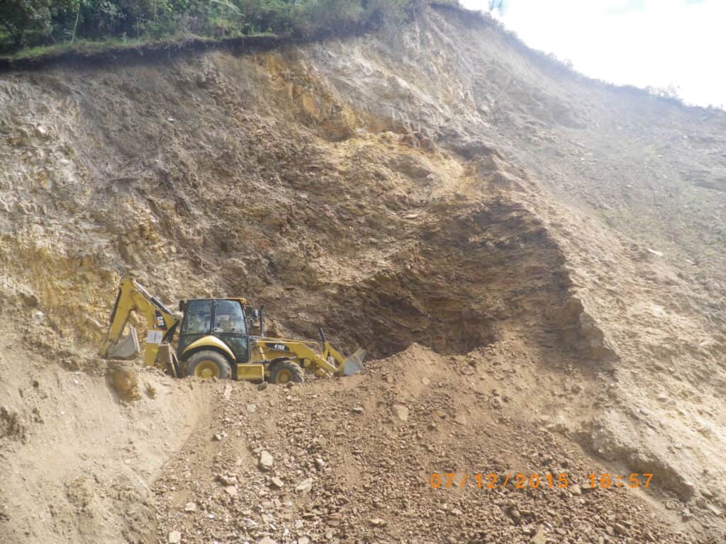 Estudios de estabilidad y estabilización de taludes en Cundinamarca